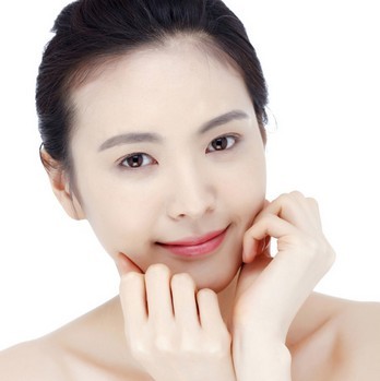 淡斑無難事 輕輕一點就搞定-菲菲美人館