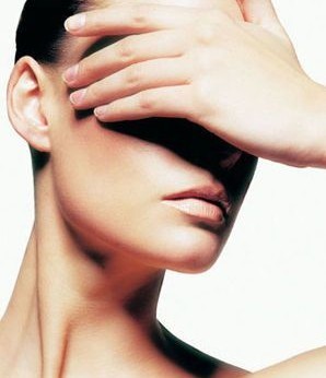 曬出雀斑有方法補救嗎-菲菲美人館