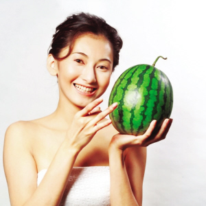 西瓜美容法養出水嫩肌-菲菲美人館