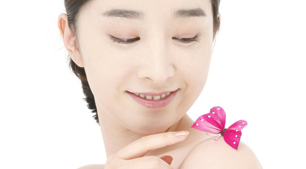 不“吃苦”的中醫美白-菲菲美人館