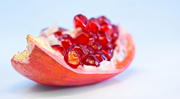 自制紅石榴牛奶美白補水面膜-菲菲美人館