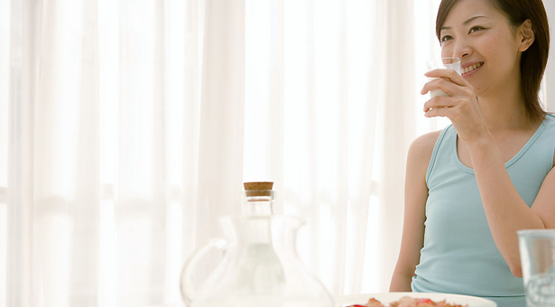 使皺紋晚來的5個好習慣-菲菲美人館