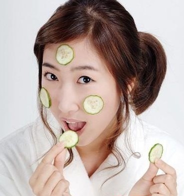 自制天然美白黃瓜面膜-菲菲美人館