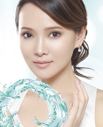 夜晚給臉上戴“面罩”-菲菲美人館