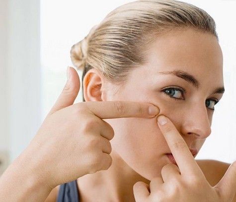 圣誕派對前夕 快速“戰痘”方案-菲菲美人館