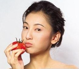 自制番茄柳橙收斂美白面膜-菲菲美人館