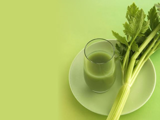 自制芹菜蜂蜜美白抗敏面膜-菲菲美人館