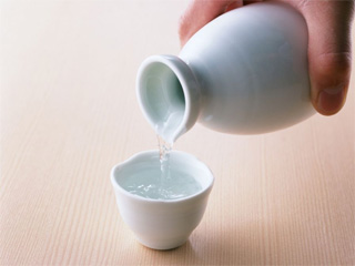 自制伏特加酒保濕面膜-菲菲美人館