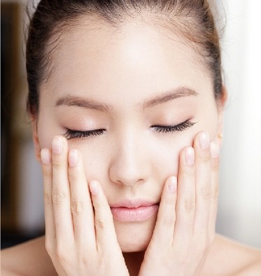 毛孔色斑會嚇跑男人 桃花絕緣體要自省-菲菲美人館