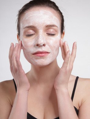 生理期敏感 這樣敷臉才有效-菲菲美人館