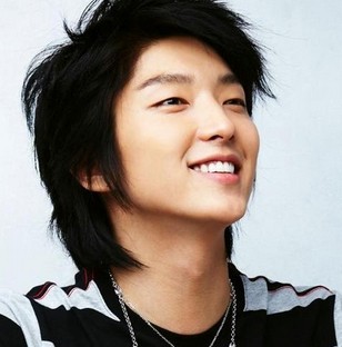 李準基美容訣竅-菲菲美人館