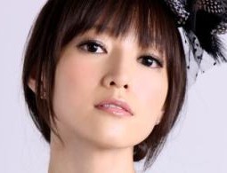 三類美白明星代表談心得-菲菲美人館