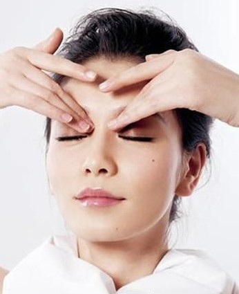 早春眼部護理去黑眼圈-菲菲美人館