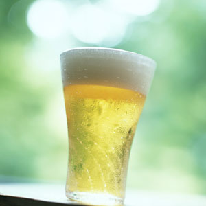 自制啤酒收縮毛孔面膜-菲菲美人館