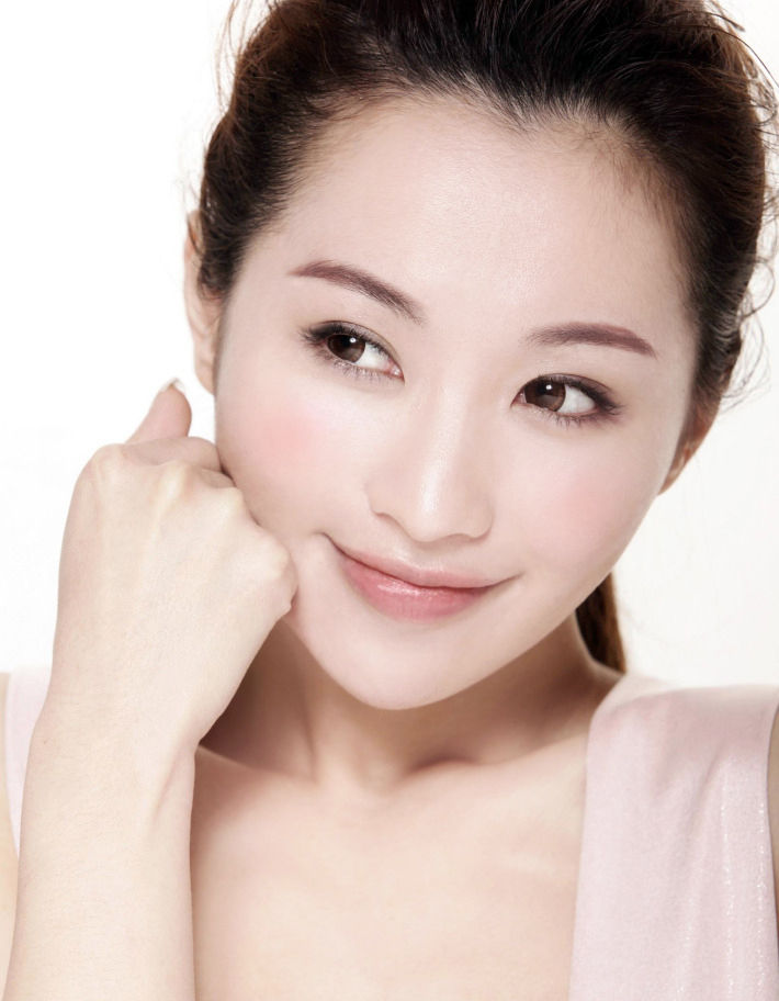 不懼烈日 夏日肌膚急救妙計-菲菲美人館