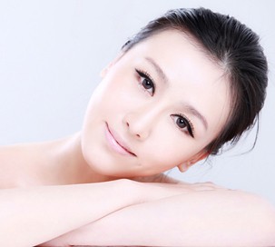 最簡單的中藥去斑面膜DIY-菲菲美人館