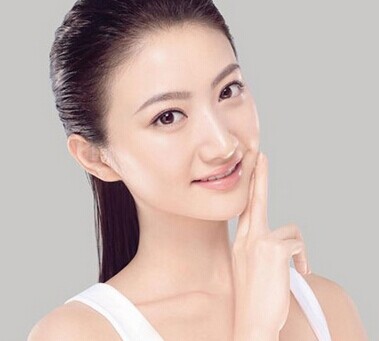 10天 黃臉婆變白雪公主-菲菲美人館