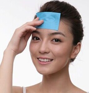 吸油補粉 炎炎夏日搞定出油肌-菲菲美人館