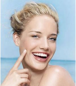 晚間養顏保濕黃金法則-菲菲美人館