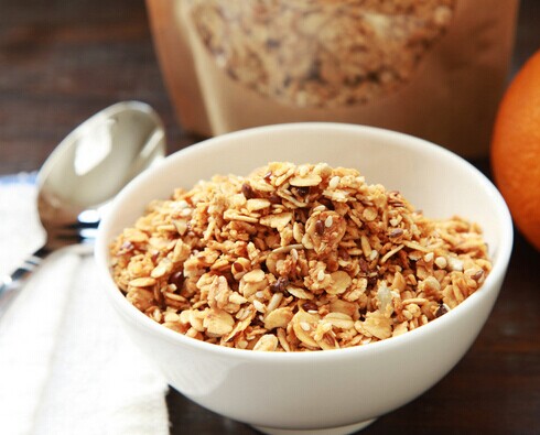 去角質趕走暗黃 DIY木瓜燕麥面膜-菲菲美人館