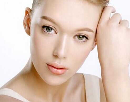 簡單易學眼鏡妝 讓眼睛電力十足-菲菲美人館