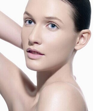 小心色斑悄然爬上你的臉-菲菲美人館