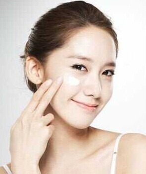 小心危險祛痘手段 不美膚反倒毀膚-菲菲美人館