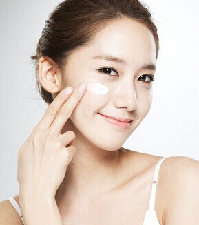 臉部毛孔粗大怎么辦 對癥解決毛孔問題-菲菲美人館