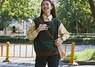 小個子“不穿高跟鞋、也能顯高”的小技巧:用九分褲搭配這些上衣-菲菲美人館