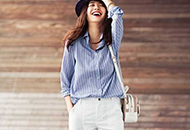 春天，別穿“小黑褲”了，還是“小白褲”亮眼，時髦百搭又減齡-菲菲美人館