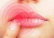 秋冬季嘴唇干燥 教你護唇小妙招-菲菲美人館