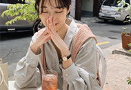 開春針織衫的幾十種穿法來了!照著穿美炸了!-菲菲美人館